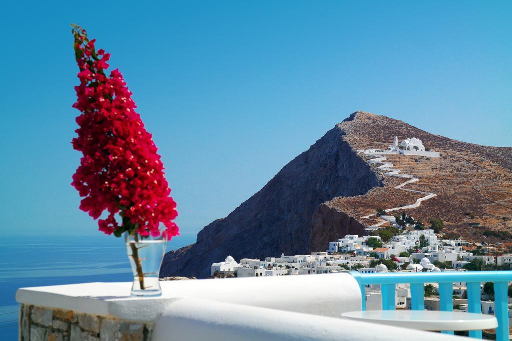 Miramare Hotel Folégandros エクステリア 写真
